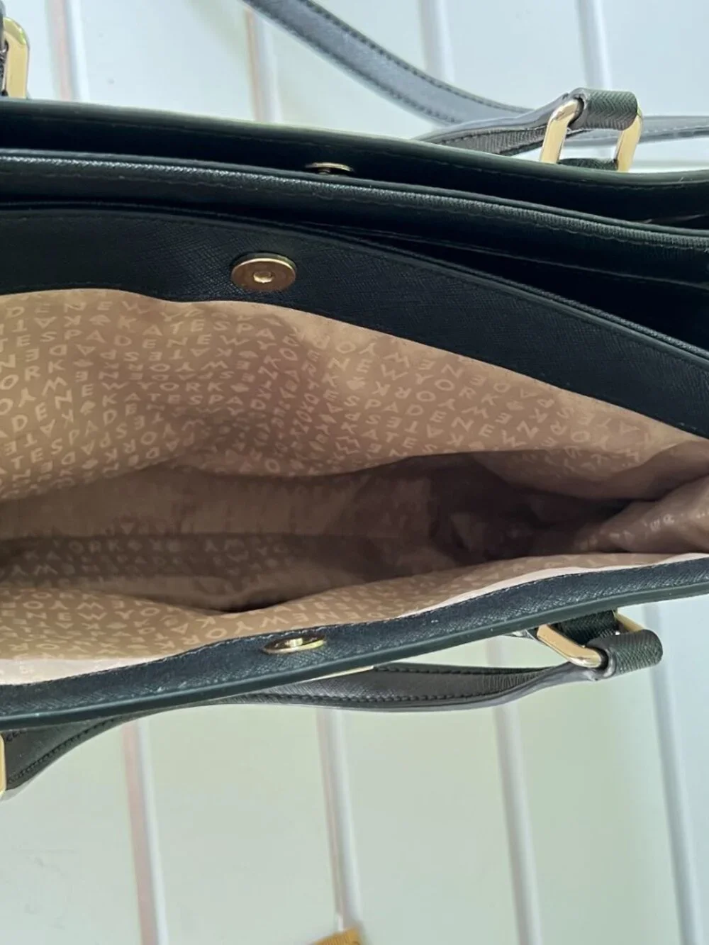 KATE SPADE LAUREL WAY REESE SATCHEL (original retail $319)
